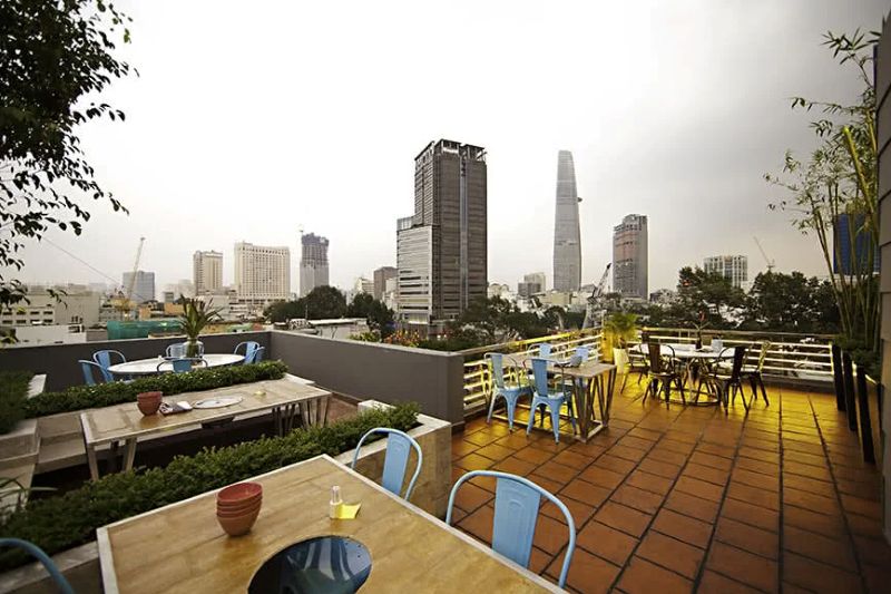 Nhà Hàng Rơm BBQ quận 1