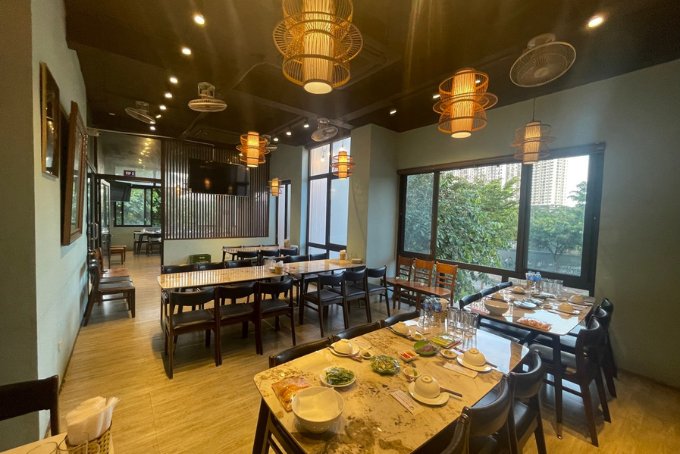Hải Sản Xóm Vắng - Ngoại Giao Đoàn