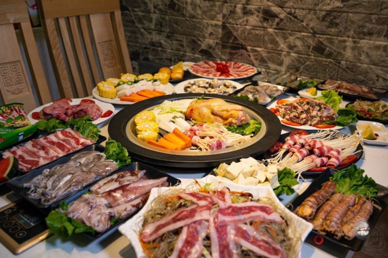 Safodi Vũ Tông Phan – buffet ngon, giá “mềm”